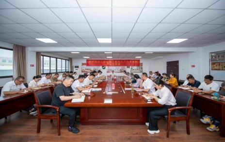 以學促行、以行促干、正風肅紀，勤廉并重干事業(yè)！